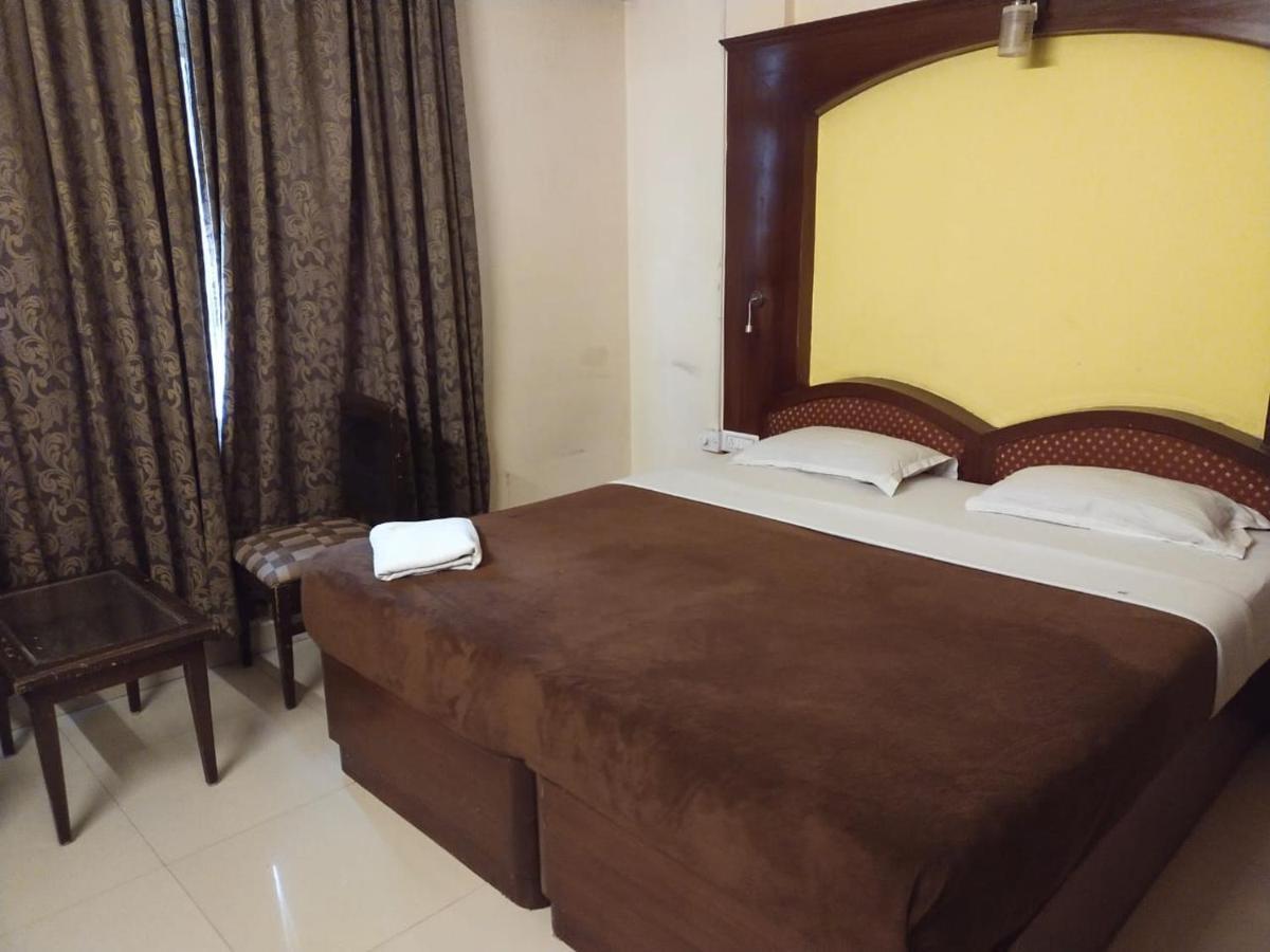 Mandara Comforts Hotel Бангалор Екстериор снимка