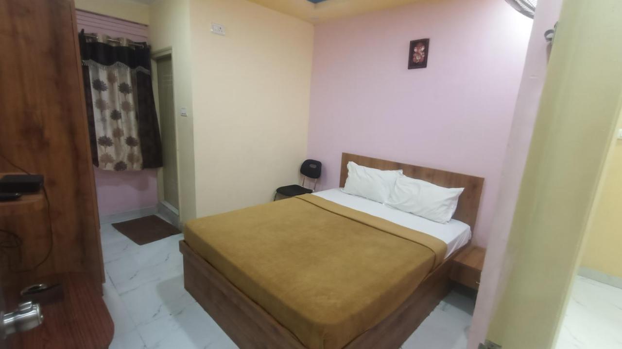 Mandara Comforts Hotel Бангалор Екстериор снимка
